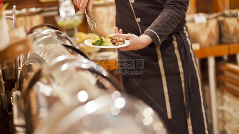 以下是一些知名的食品招商货源平台，供经销商参考：