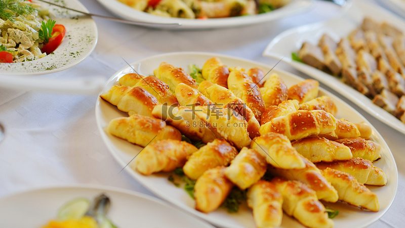 粮油过期如何处理？揭秘过期饲料化之路**